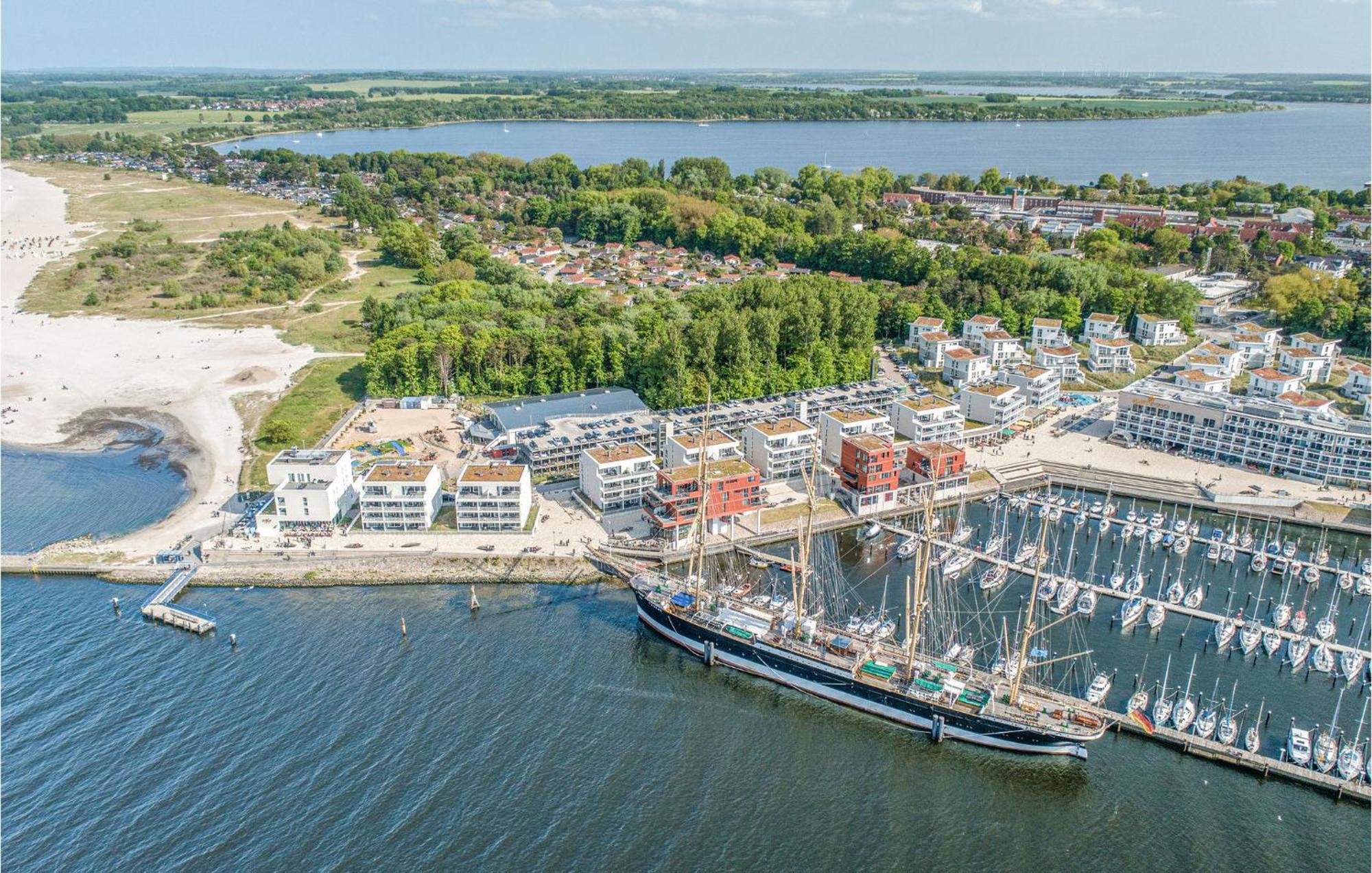 1 Bedroom Lovely Apartment In Luebeck Travemuende Екстер'єр фото